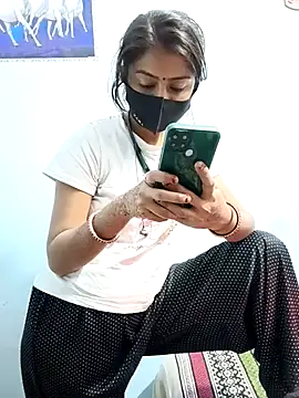 Payal G online show from December 4, 5:03 pm