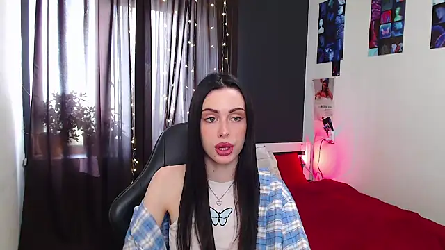 Snapshot of ariel_is_on_vacation chatting on October 20, 9:12 am ariel is on vacation online show from October 20, 9:12 am