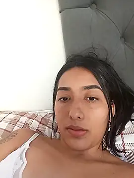 Queen sofya online show from March 17, 6:45 pm