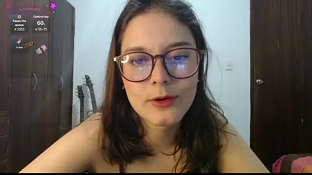 CarlaLorez online show from March 11, 4:06 am