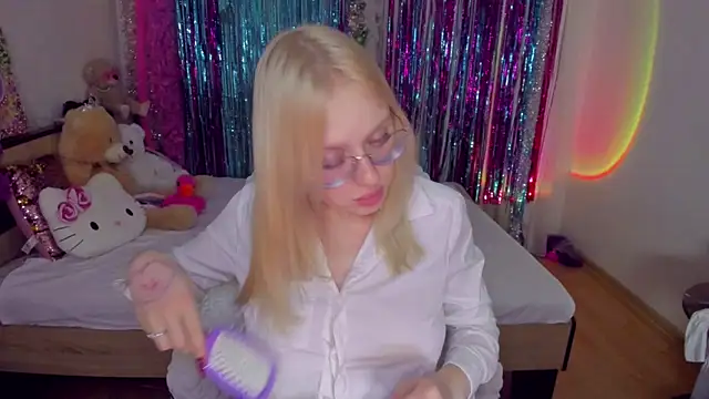 CeaneLino online show from January 8, 8:13 pm