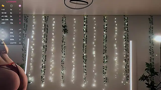 Alicia art  online show from December 14, 8:03 pm