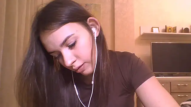 CeyaLier online show from November 5, 7:52 pm