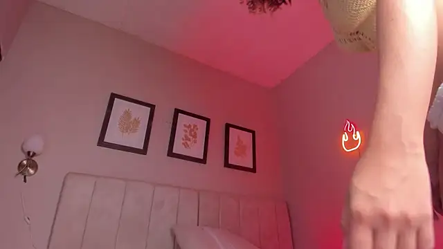  alison c online show from November 19, 11:43 am