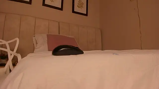  alison c online show from November 20, 6:31 pm