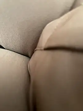 oralin online show from October 31, 6:12 pm