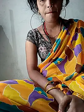 Sexy Riya Bhabhi online show from October 19, 8:55 pm