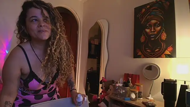 Rosee smith  online show from November 13, 1:26 am