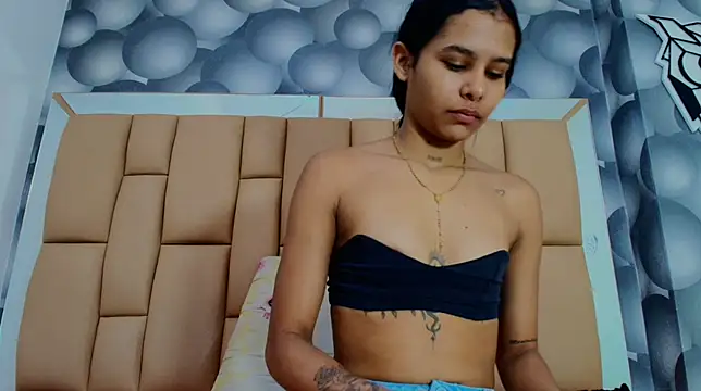 hannah teehn online show from December 14, 7:08 pm