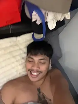 LuisitoJuancho55 online show from December 3, 8:55 pm