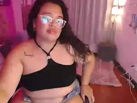 oliviia cute online show from October 10, 4:28 am