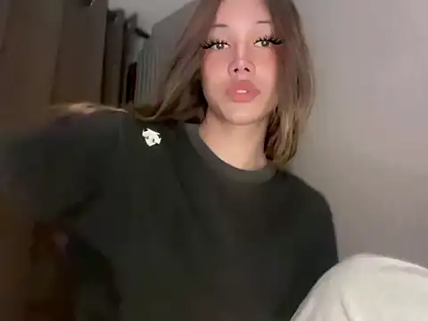 CallMeLerren online show from April 18, 7:18 pm