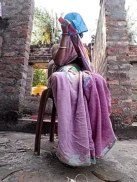 funnight4ubaby8456 online show from February 17, 9:41 am