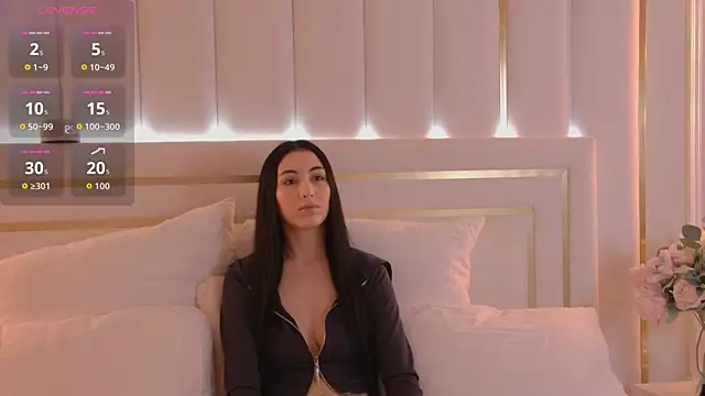 BettyLeen online show from October 9, 3:32 am