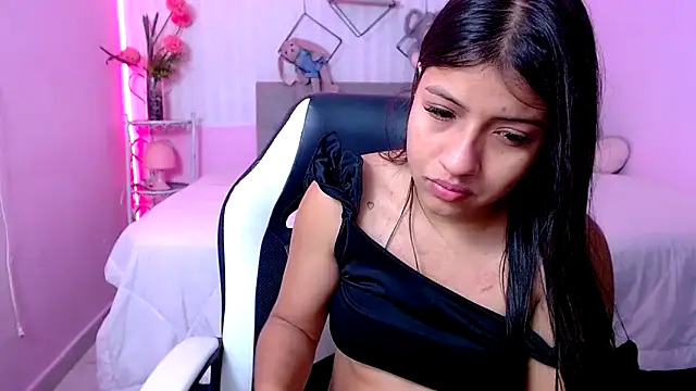 zara cute online show from April 1, 12:28 pm