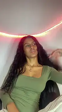 thepicis online show from November 9, 2:18 am