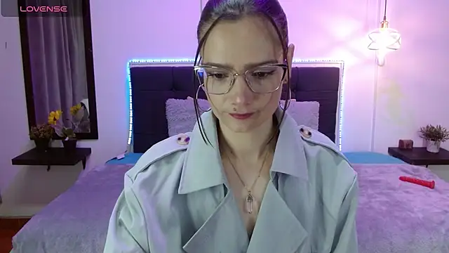 Dafne xx  online show from October 22, 1:49 pm