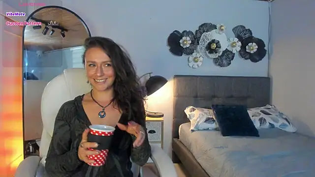 indigo wild  online show from November 8, 11:21 pm