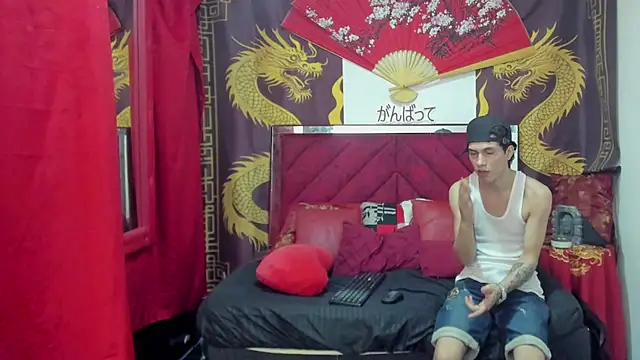 Pride couple online show from February 11, 5:53 am