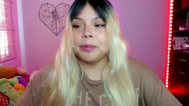 EllieMoonX online show from November 19, 9:04 pm