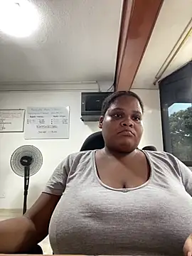 gabrielabrunette69 online show from December 20, 9:41 pm