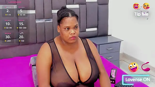 gabrielabrunette69 online show from October 22, 6:18 am