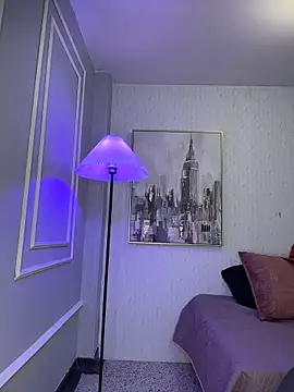 HoneyMollyX online show from October 17, 1:25 pm