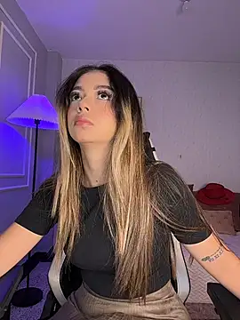 HoneyMollyX online show from March 15, 1:02 pm