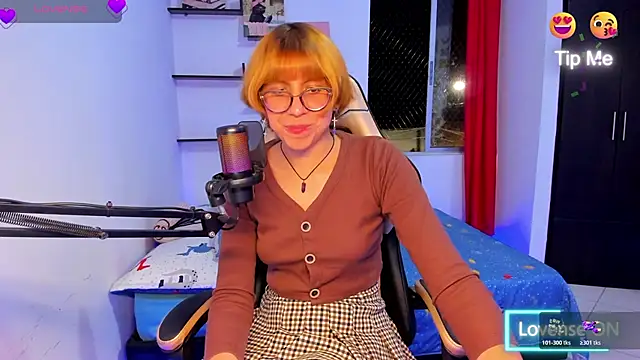 LolyCore X online show from October 24, 3:02 am