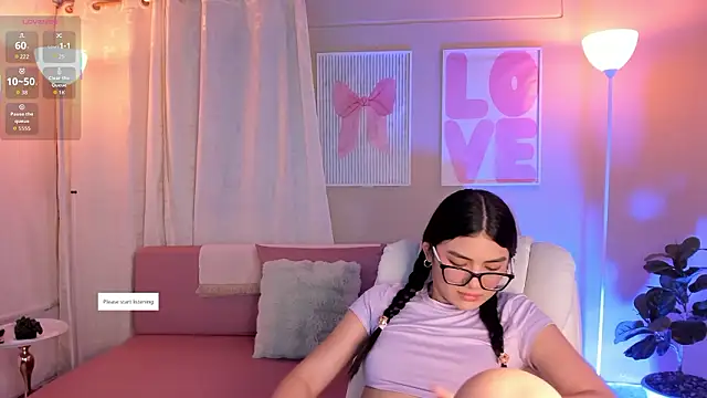 MarianaaDooll online show from March 18, 1:38 pm