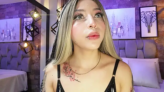 Sophia Bellucci online show from January 6, 12:20 pm