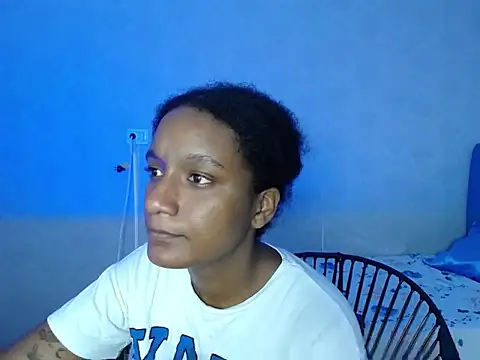 millysweetass online show from November 11, 1:52 pm