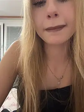 JudithCarly online show from December 2, 9:39 pm