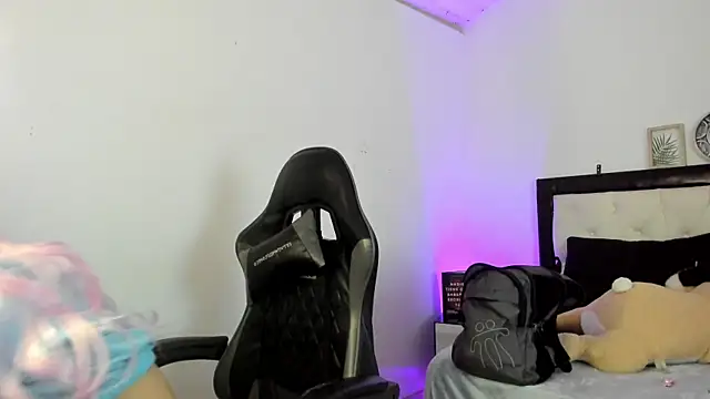 Barbieteeen online show from December 4, 4:48 am