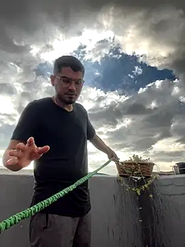 mirallesandbig online show from October 30, 9:38 pm