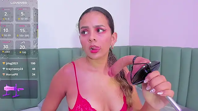 elizabeth liones  online show from November 19, 4:01 am