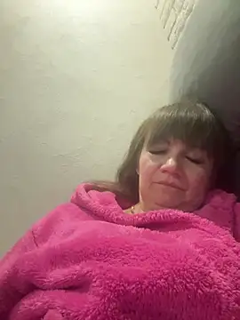 Butterfly8385 online show from April 3, 10:41 pm