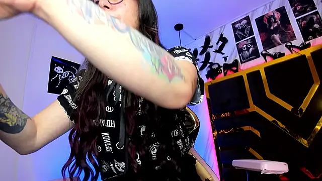 Evangelinejoness  online show from November 28, 3:59 pm