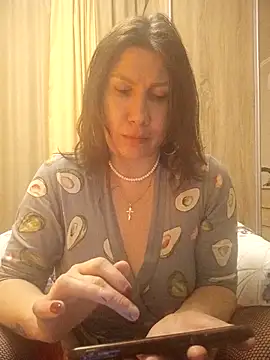 Ambika beauty online show from February 1, 10:52 pm