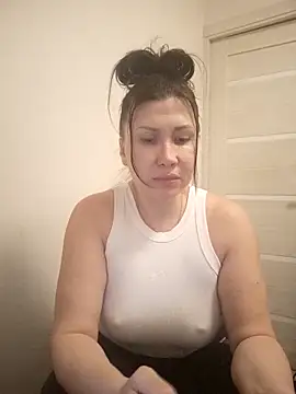 Ambika beauty online show from April 4, 8:07 pm