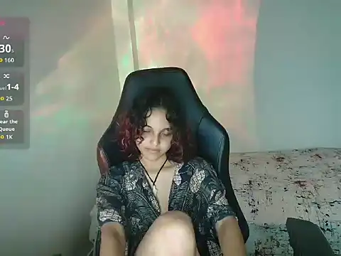 Snapshot of sweety_dreambaby chatting on October 11, 9:39 pm sweety dreambaby online show from October 11, 9:39 pm