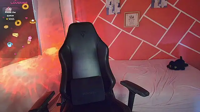 sweety dreambaby online show from February 4, 7:06 pm