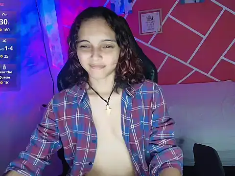 Snapshot of sweety_dreambaby chatting on October 22, 7:52 pm sweety dreambaby online show from October 22, 7:52 pm
