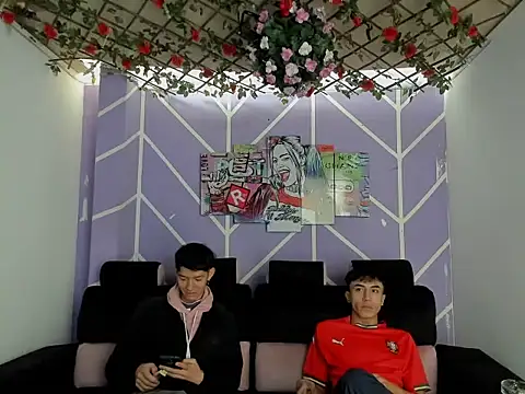 heyy noah11 online show from February 12, 1:13 pm