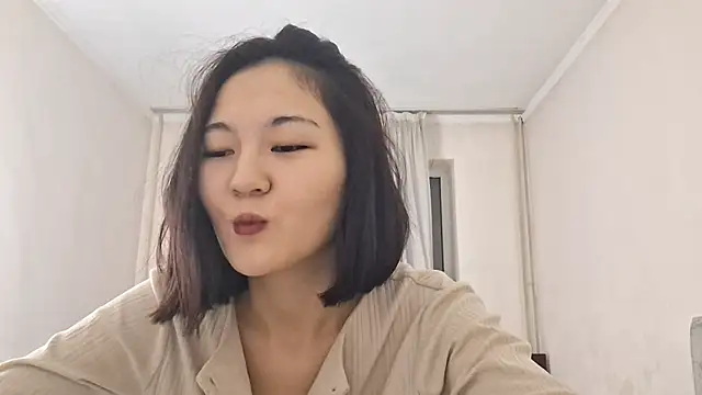 Lyndasilk online show from January 11, 5:40 pm