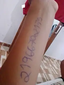 Camilanifeta online show from January 8, 2:54 pm