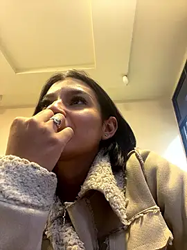 AlyssaRay online show from March 24, 6:46 pm