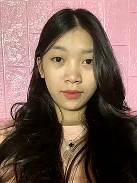 Snapshot of linh-lan1 chatting on October 14, 10:40 am linh-lan1 online show from October 14, 10:40 am