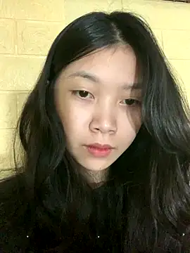 Snapshot of linh-lan1 chatting on October 16, 11:02 am linh-lan1 online show from October 16, 11:02 am