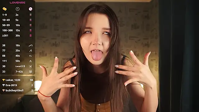  Cute World  online show from November 2, 9:51 pm